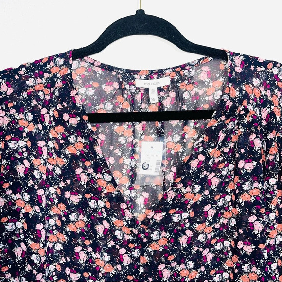 Maurices Blouse Black Pink Ditsy Floral V-neck Button Front NWT Medium Women’s - Picture 2 of 10